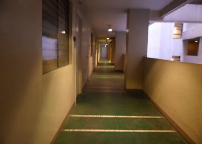 Amorsolo Mansion Hotel 3*
